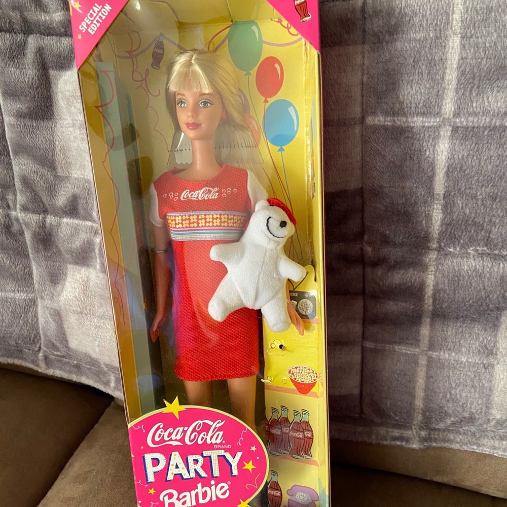 NIB Coca Cola Barbie with polar bear 1998